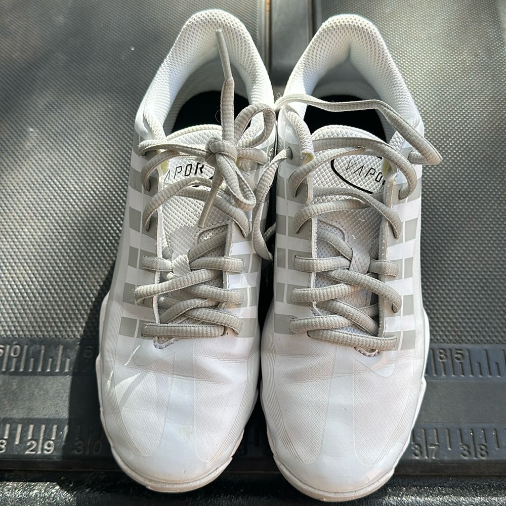 Nike Vapor Fastflex baseball cleats.  Size 4.5